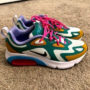 Nike Air Max 200- Mystic Green